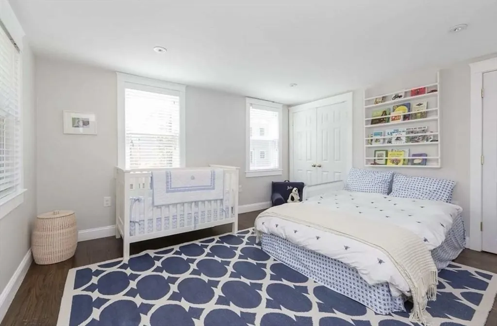 3 bed, 3 bath apartment for rent at 622 E 2nd St Unit 1, South Boston — photo 10 of 14