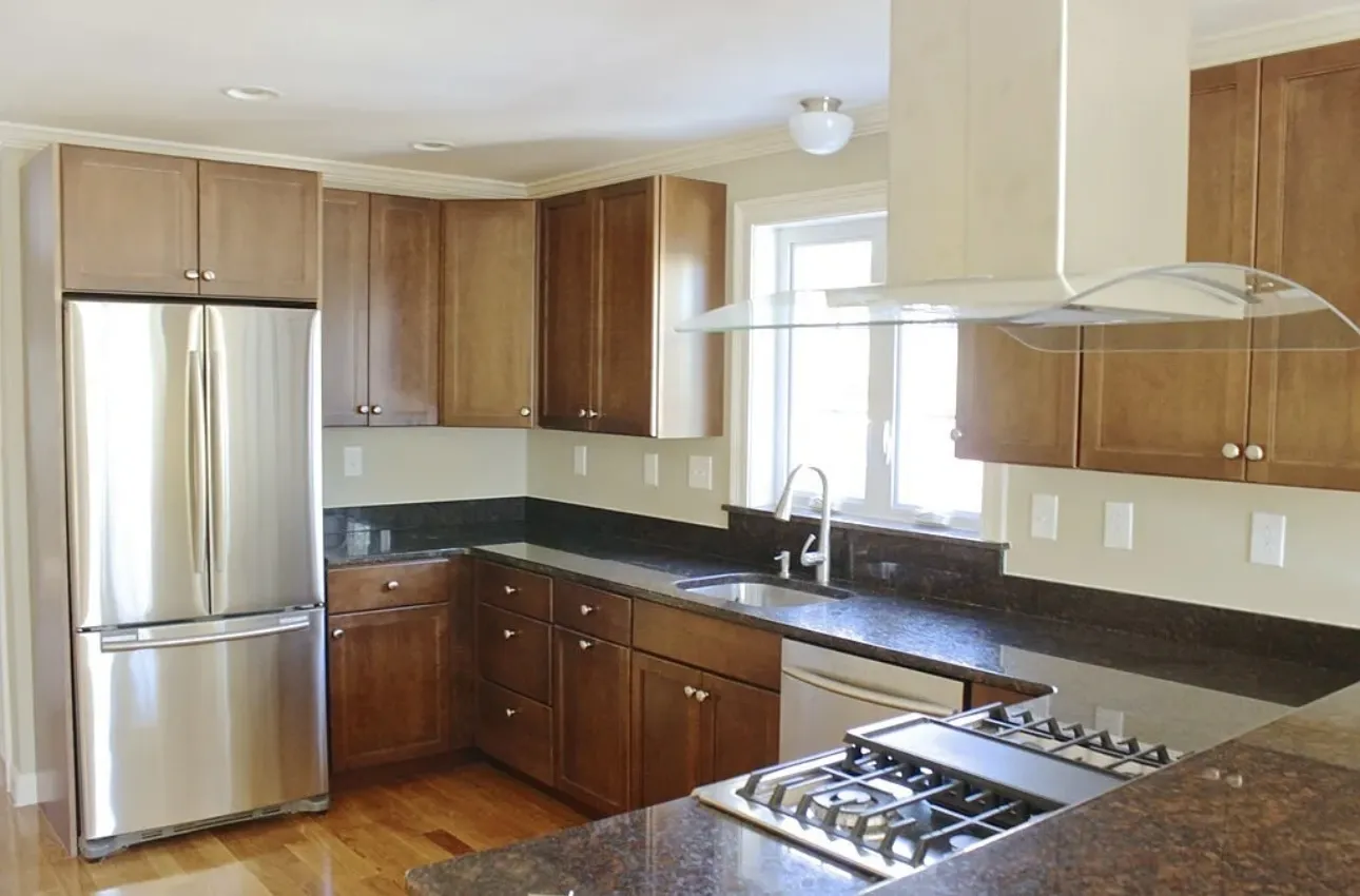 4 bed, 4+ bath apartment for rent at 622 Trapelo Rd Unit 1, Belmont — photo 1 of 28