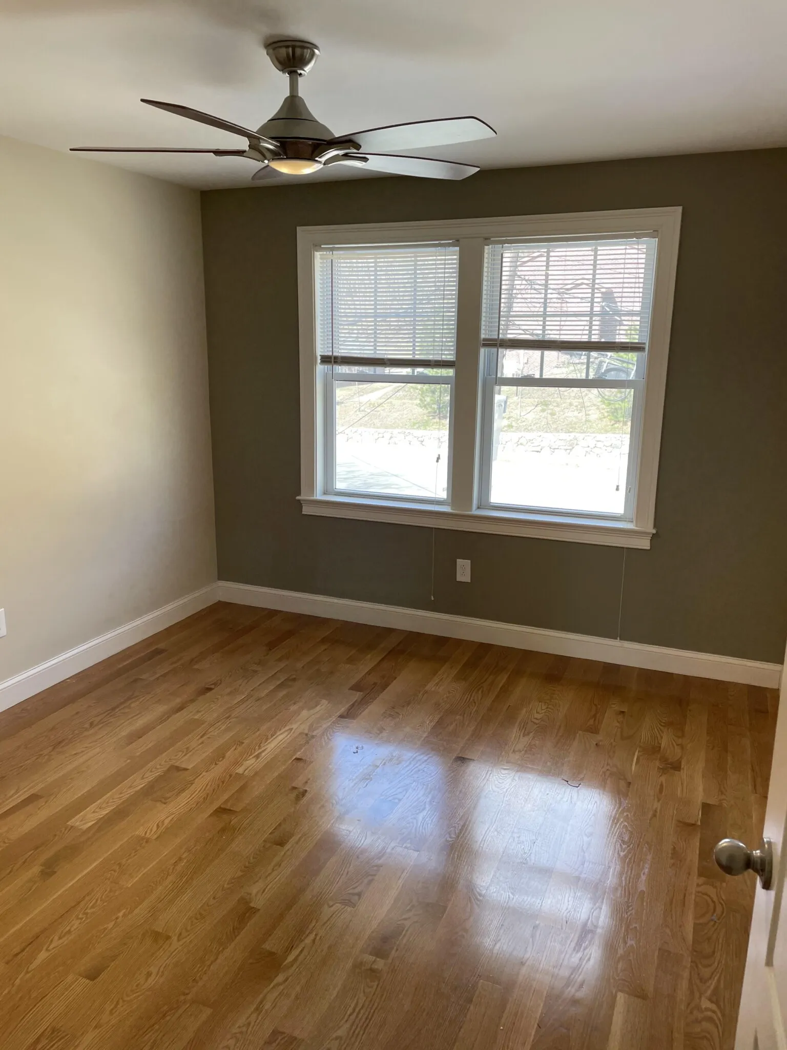 4 bed, 4+ bath apartment for rent at 622 Trapelo Rd Unit 1, Belmont — photo 20 of 28