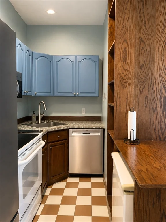 1 bed, 1 bath apartment for rent at 623 Beach St Unit 5, Revere — photo 5 of 21