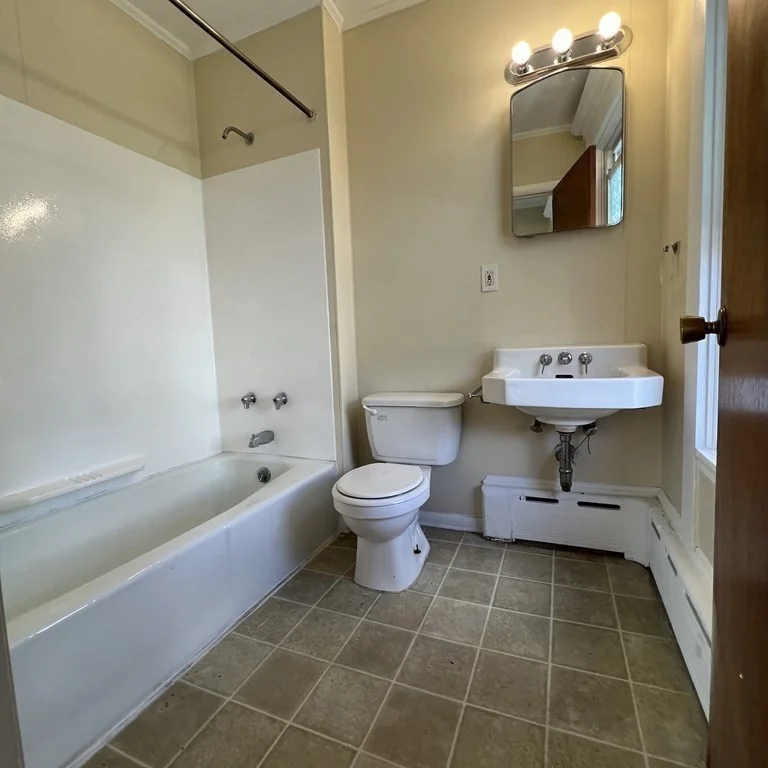 1 bed, 1 bath apartment for rent at 623 County St Unit 1E, New Bedford — photo 5 of 5