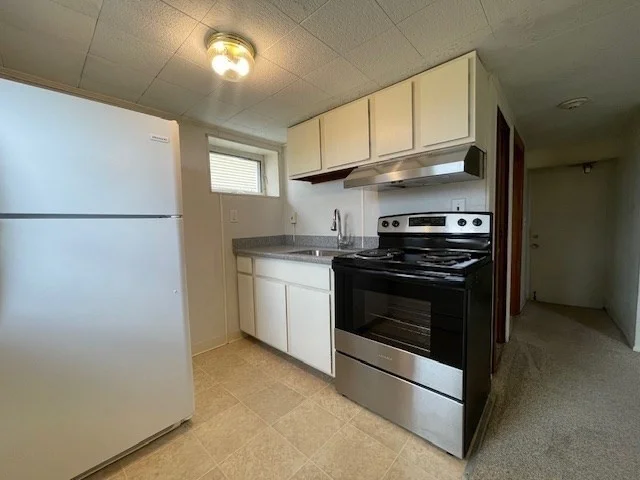 Studio bed, 1 bath apartment for rent at 623 Quincy Shore Dr Unit 2, Quincy — photo 1 of 11