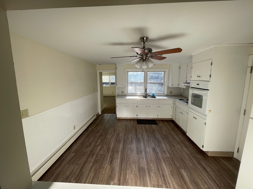 3 bed, 1 bath apartment for rent at 623 Quincy Shore Dr Unit 4, Wollaston — photo 5 of 17