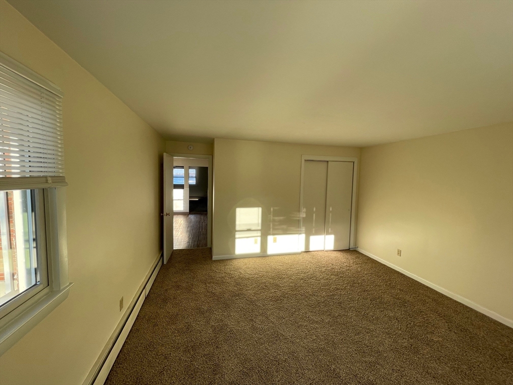 3 bed, 1 bath apartment for rent at 623 Quincy Shore Dr Unit 4, Wollaston — photo 16 of 17