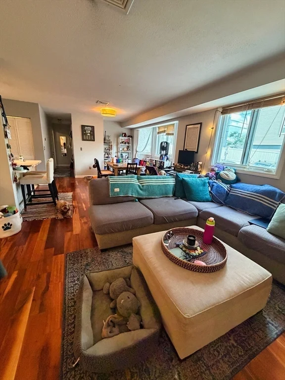 2 bed, 2 bath apartment for rent at 624 Boston Ave Unit 9B, Medford — photo 3 of 22