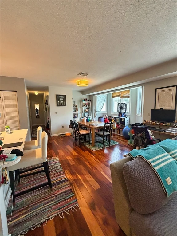 2 bed, 2 bath apartment for rent at 624 Boston Ave Unit 9B, Medford — photo 2 of 22