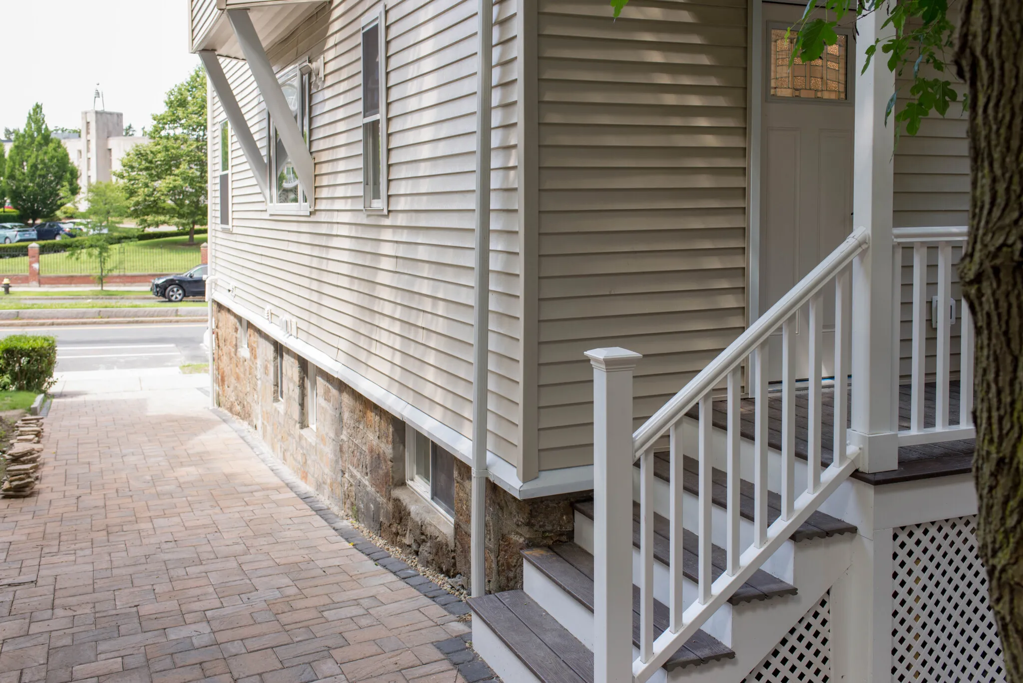 4 bed, 2 bath apartment for rent at 624 Cambridge St Unit 2, Allston — photo 17 of 21