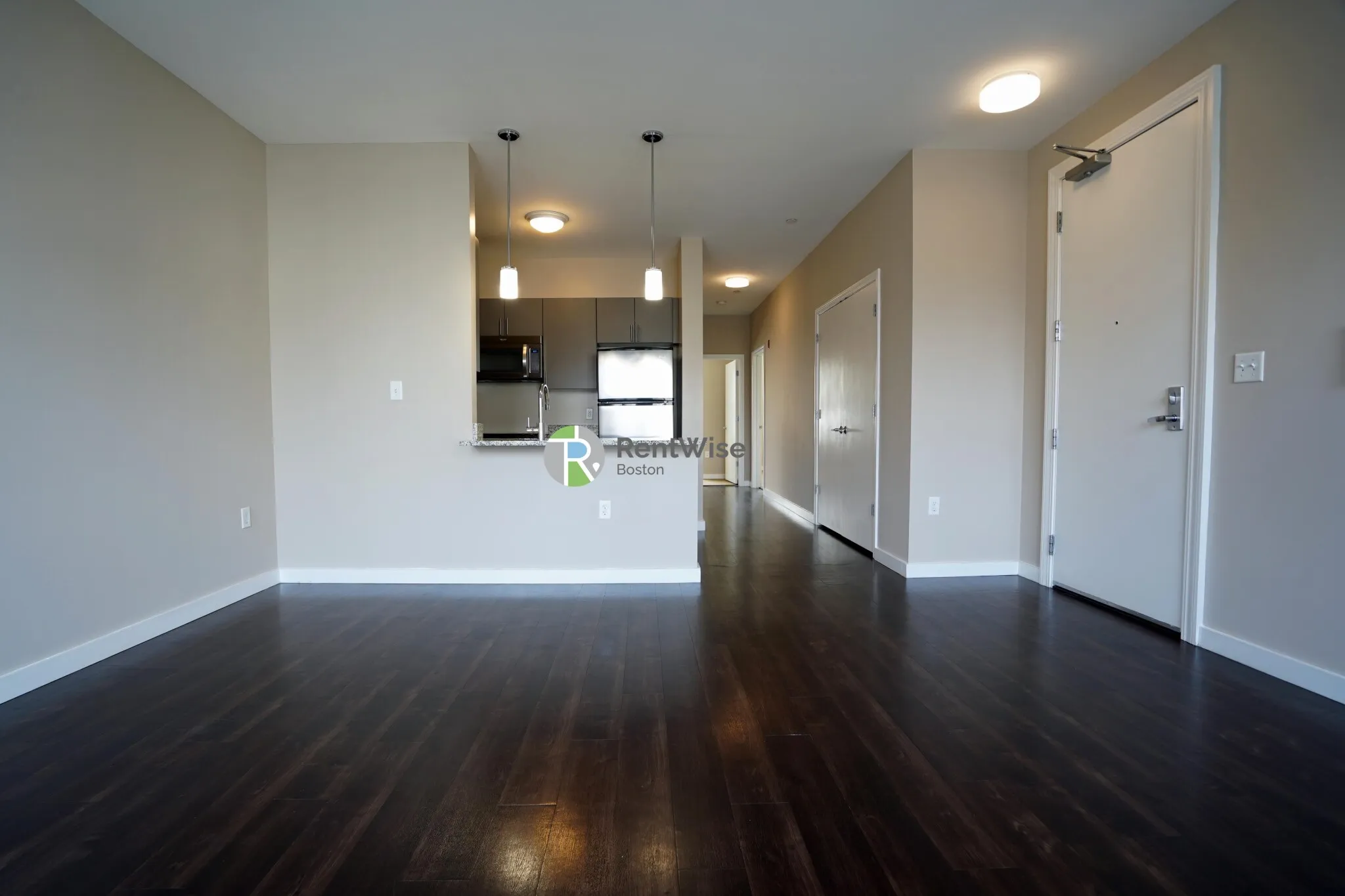 2 bed, 2 bath apartment for rent at 625 Mcgrath Highway Unit 36-4, East Somerville — photo 4 of 23