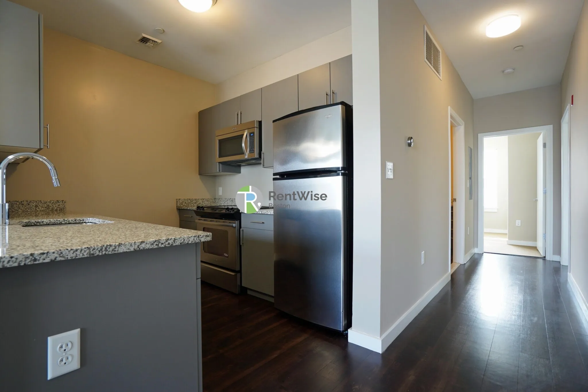 2 bed, 2 bath apartment for rent at 625 Mcgrath Highway Unit 36-4, East Somerville — photo 2 of 23