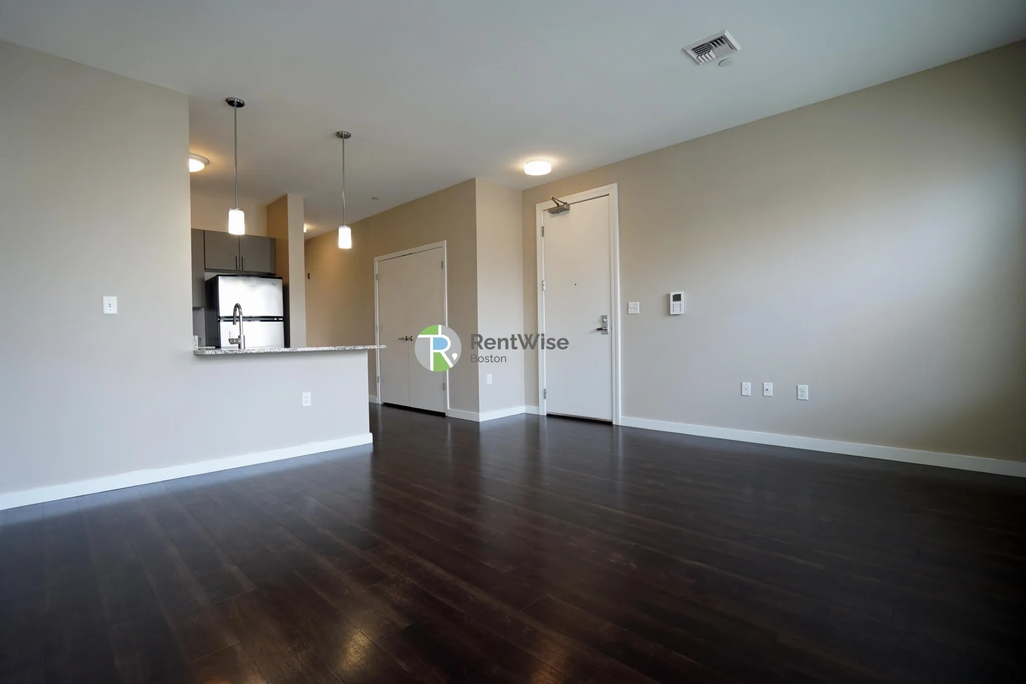 2 bed, 2 bath apartment for rent at 625 Mcgrath Highway Unit 36-4, East Somerville — photo 5 of 23