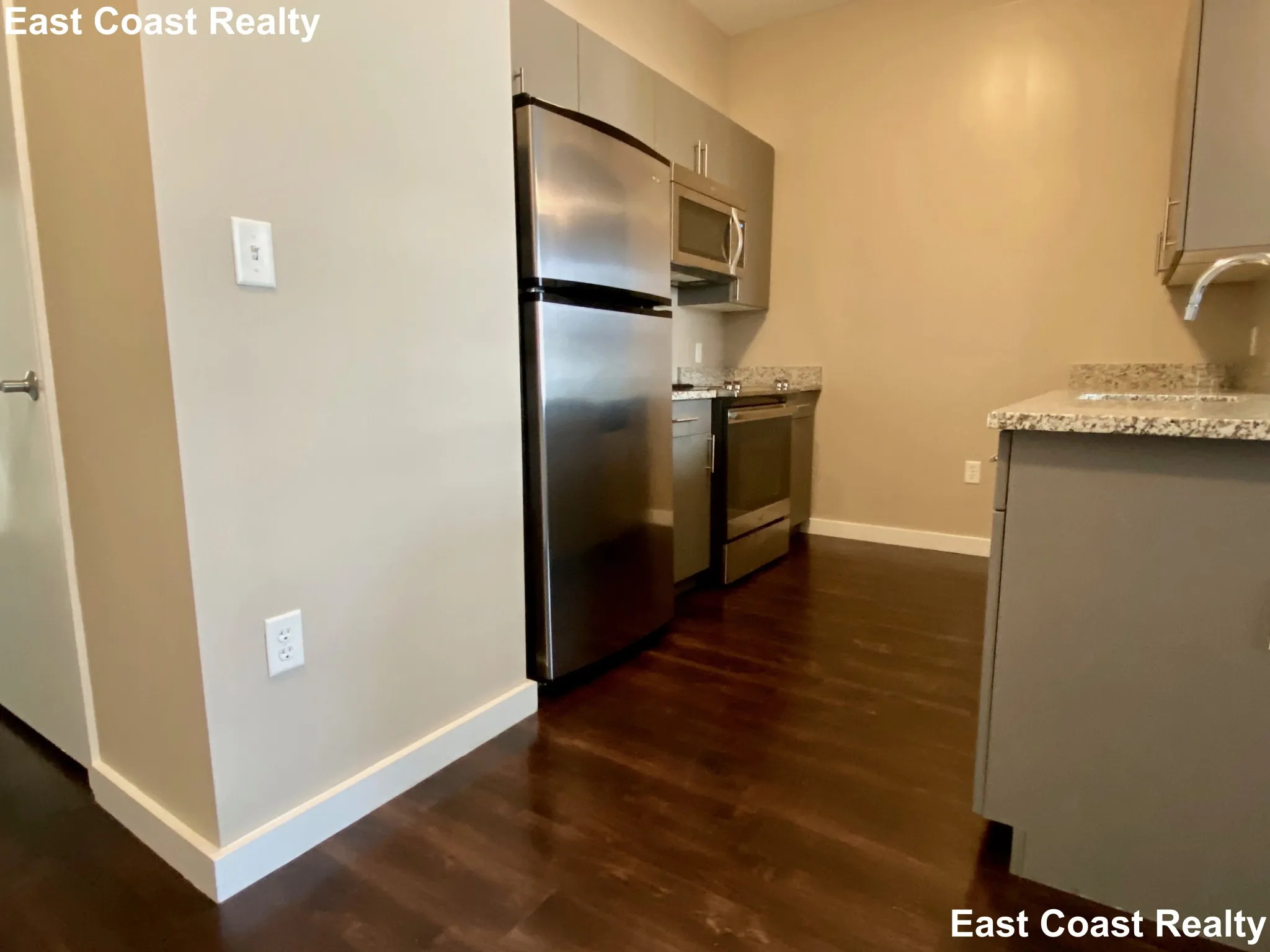 2 bed, 1 bath apartment for rent at 625 Mcgrath Highway Unit 40-6, East Somerville — photo 3 of 20