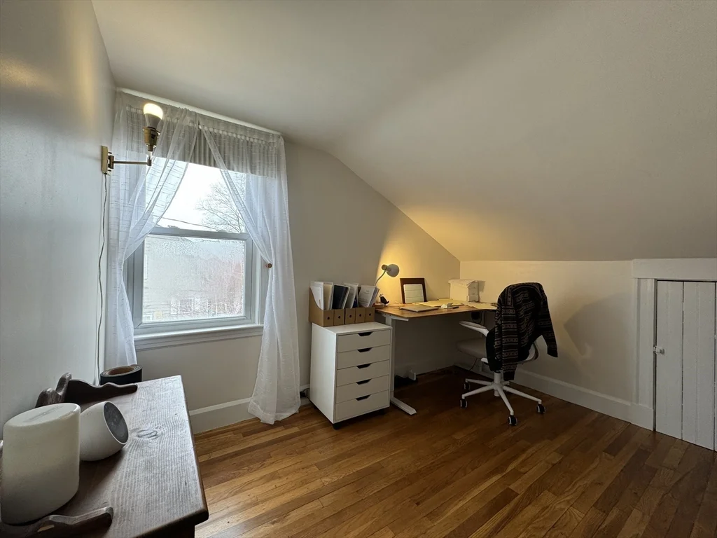 3 bed, 1 bath apartment for rent at 625 Summer St, Arlington — photo 14 of 21