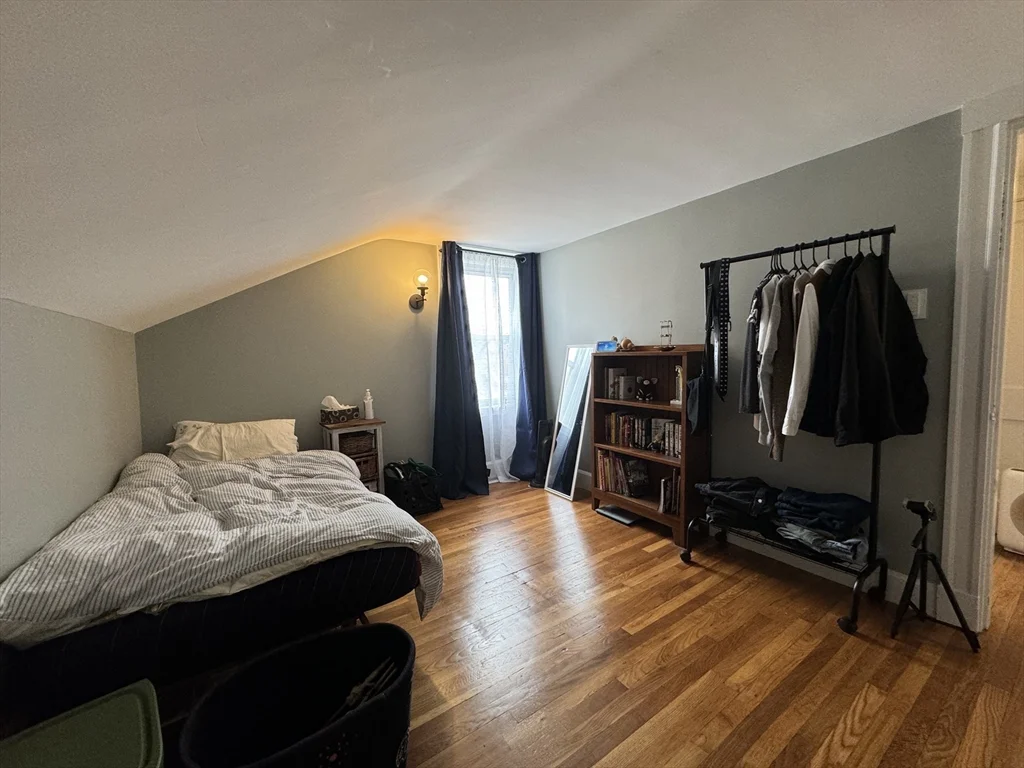 3 bed, 1 bath apartment for rent at 625 Summer St, Arlington — photo 15 of 21