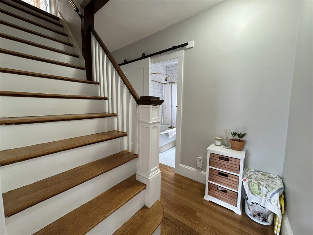 3 bed, 1 bath apartment for rent at 625 Summer St, Arlington — photo 11 of 21