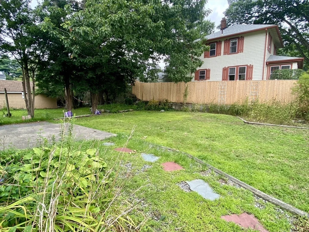 3 bed, 1 bath apartment for rent at 625 Summer St, Arlington — photo 21 of 21
