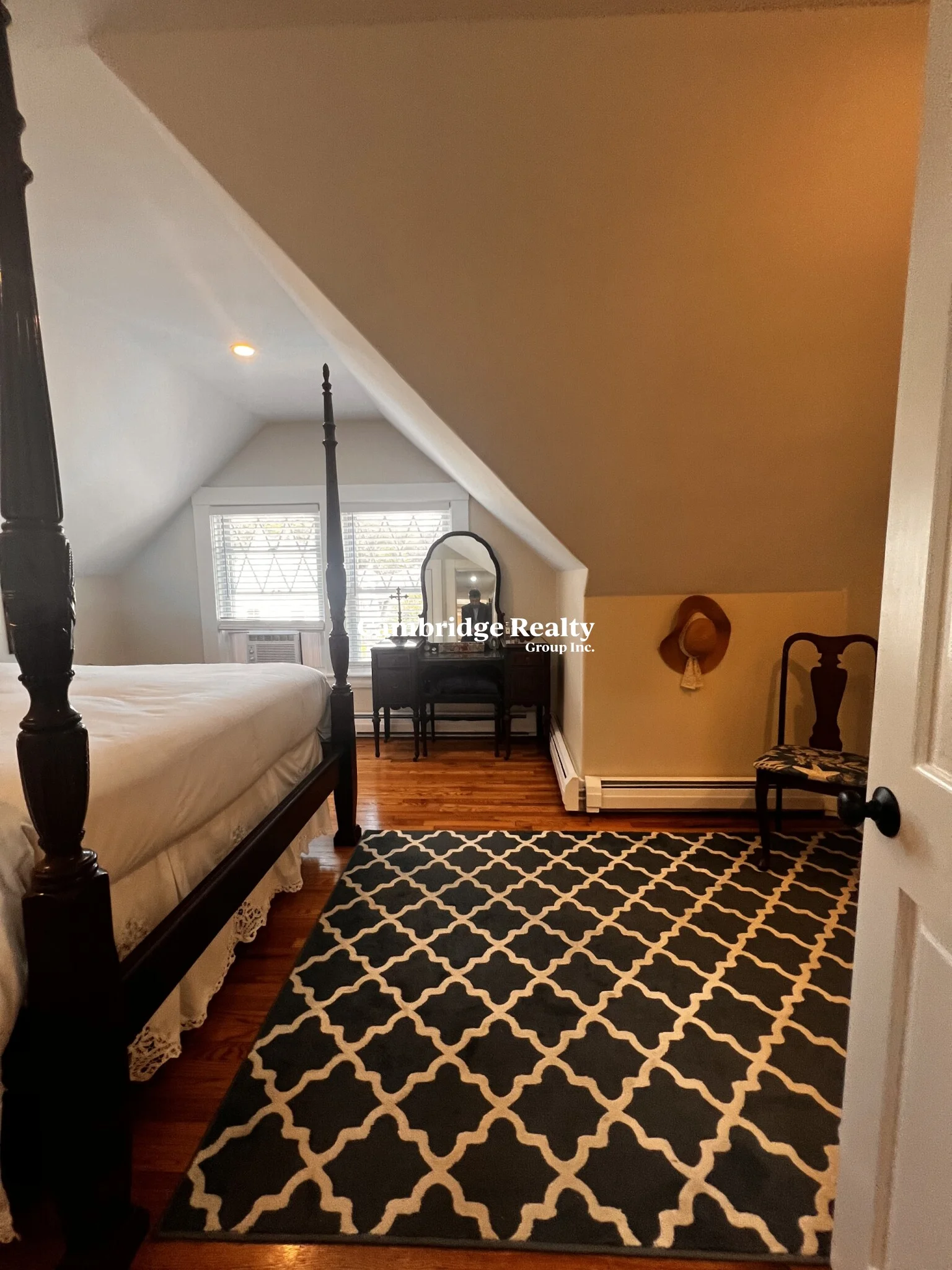 1 bed, 1 bath apartment for rent at 626-628 Washington St Unit 3, Wellesley — photo 12 of 21