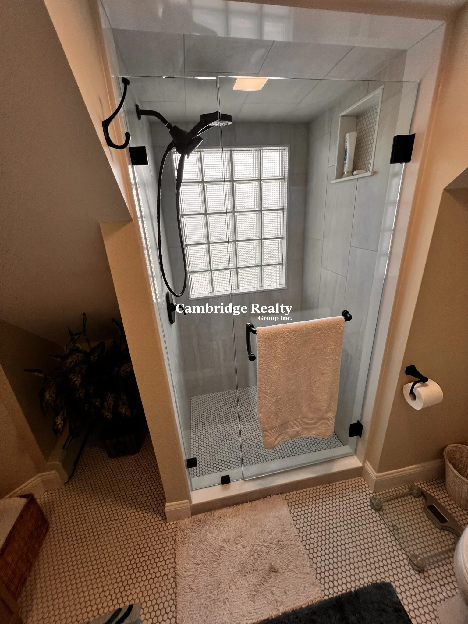 1 bed, 1 bath apartment for rent at 626-628 Washington St Unit 3, Wellesley — photo 11 of 21