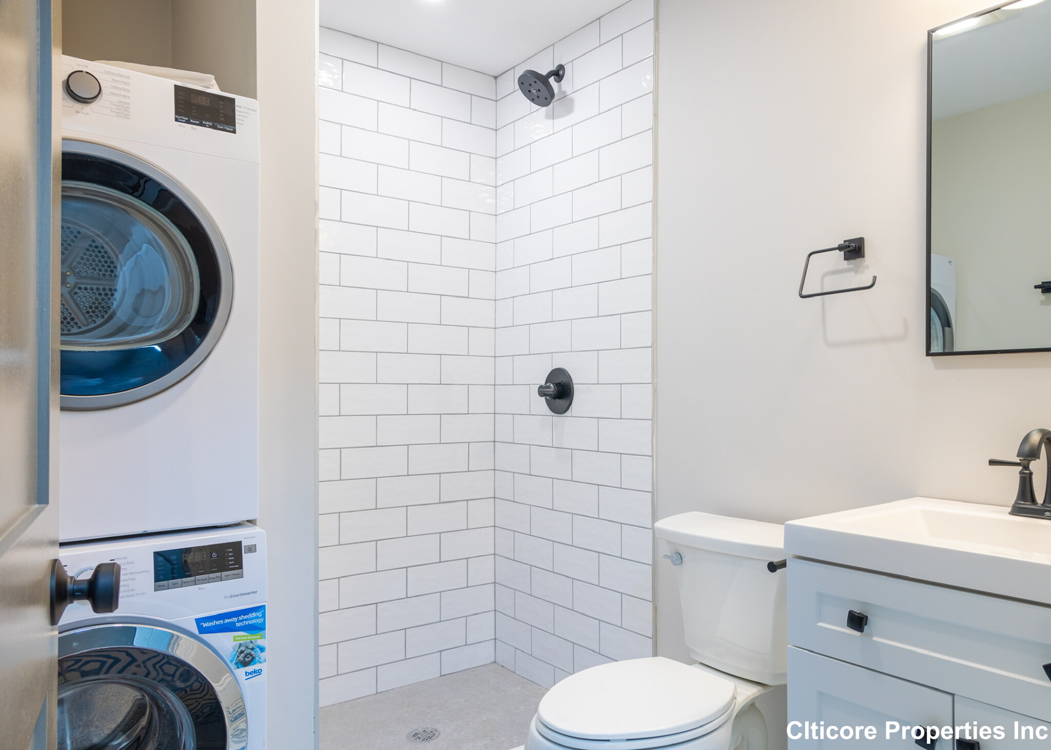 4 bed, 1 bath apartment for rent at 626 East 6th St Unit 3, South Boston — photo 2 of 5