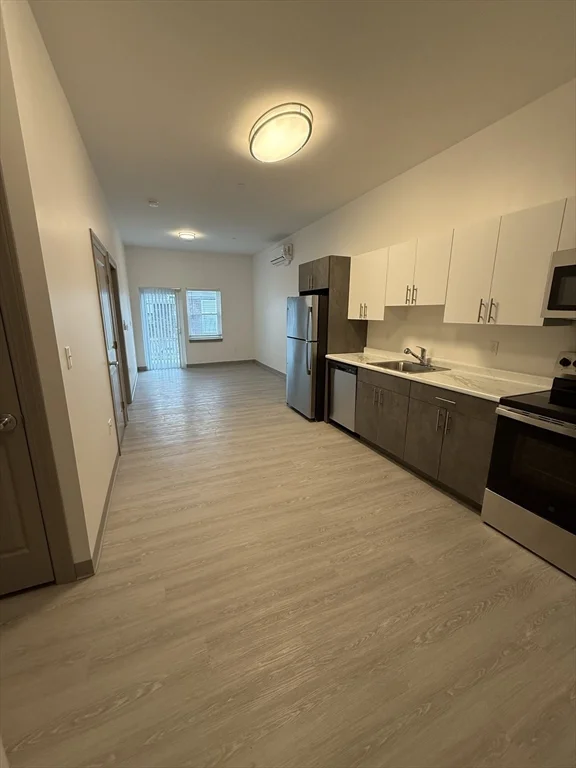 1 bed, 1 bath apartment for rent at 626 Main St Unit 111, Dennis Port — photo 5 of 17