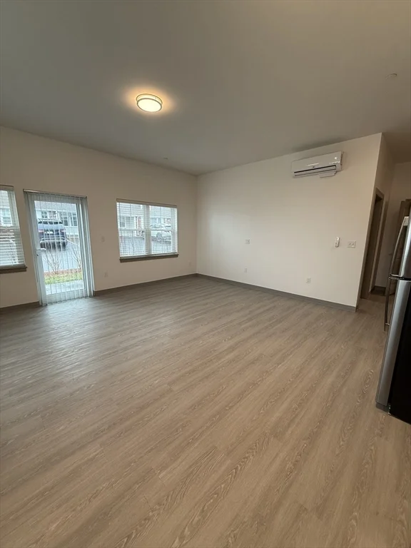 2 bed, 1 bath apartment for rent at 626 Main St Unit 202, Dennis Port — photo 5 of 21