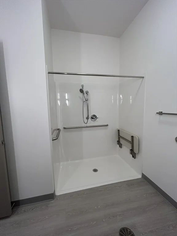 1 bed, 1 bath apartment for rent at 626 Main St Unit 210, Dennis Port — photo 7 of 14