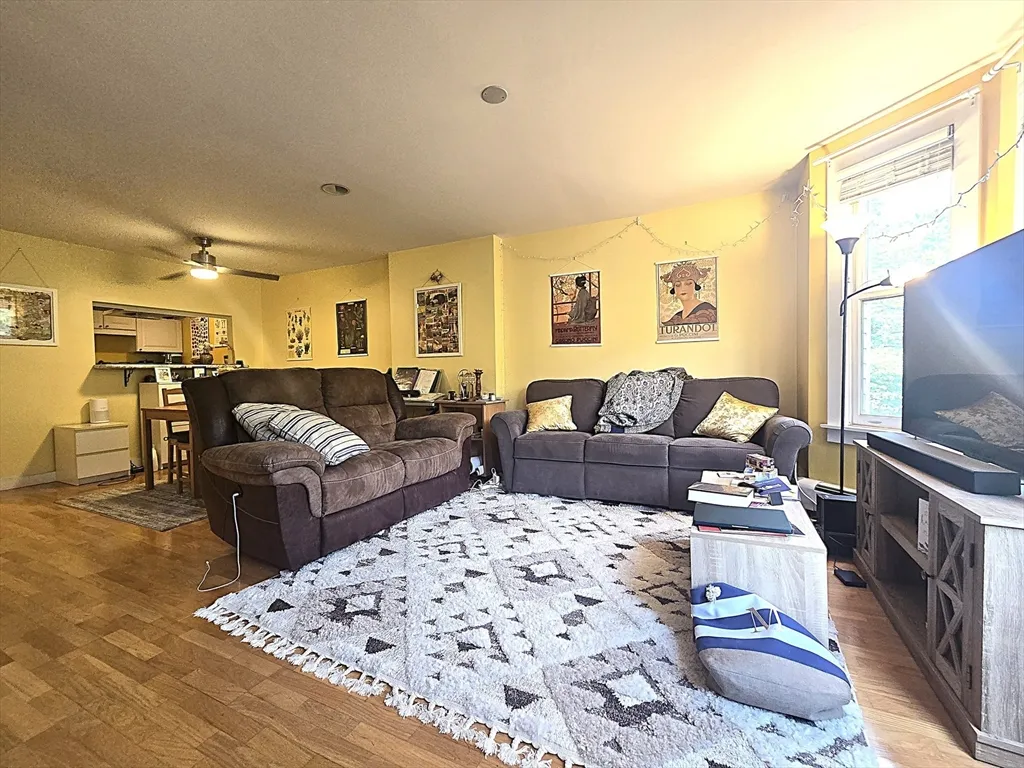 2 bed, 1 bath apartment for rent at 626 Washington Unit 2, Coolidge Corner — photo 1 of 14