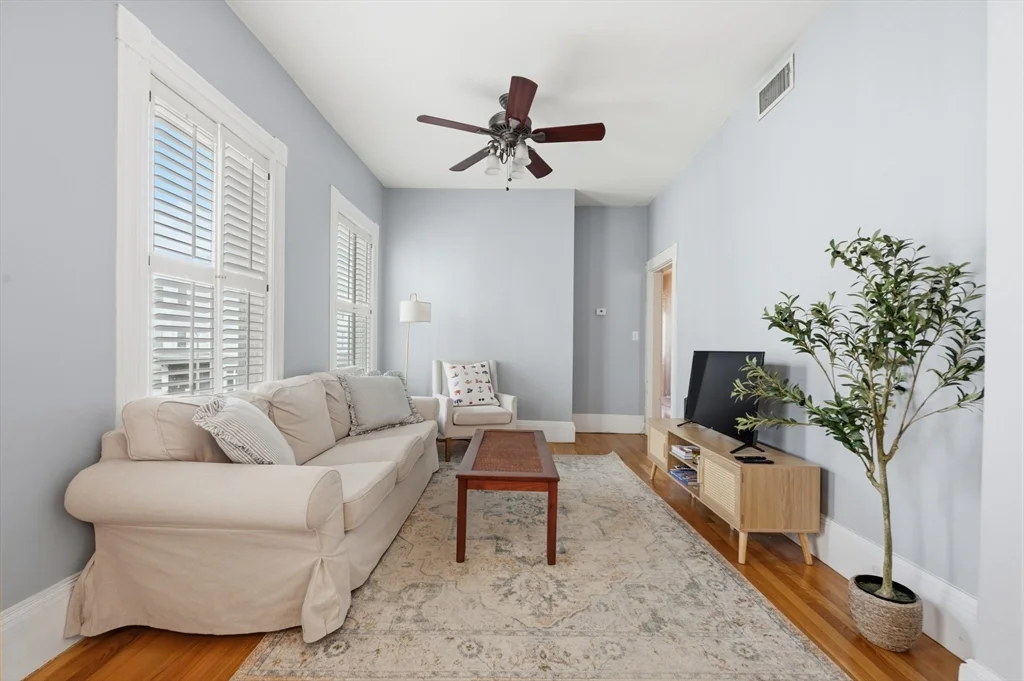 3 bed, 2 bath apartment for rent at 627 E 6th St Unit 2, South Boston — photo 14 of 19
