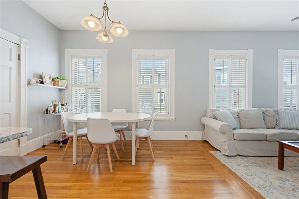 3 bed, 2 bath apartment for rent at 627 E 6th St Unit 2, South Boston — photo 12 of 19