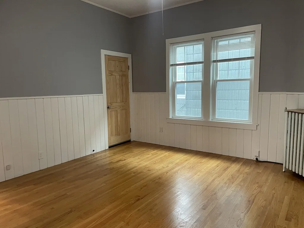 3 bed, 1 bath apartment for rent at 628 East 3rd St Unit 2, South Boston — photo 6 of 21
