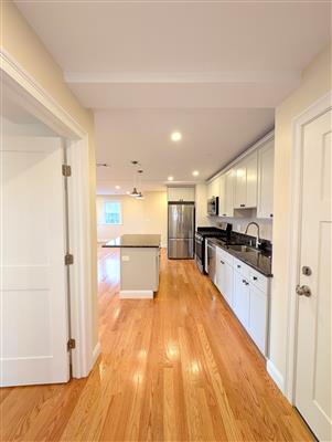3 bed, 3 bath apartment for rent at 628 Trapelo Rd Unit 2, Belmont — photo 12 of 28