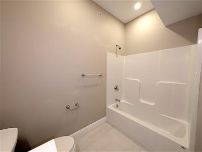 3 bed, 3 bath apartment for rent at 628 Trapelo Rd Unit 2, Belmont — photo 22 of 28