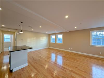 3 bed, 3 bath apartment for rent at 628 Trapelo Rd Unit 2, Belmont — photo 7 of 28