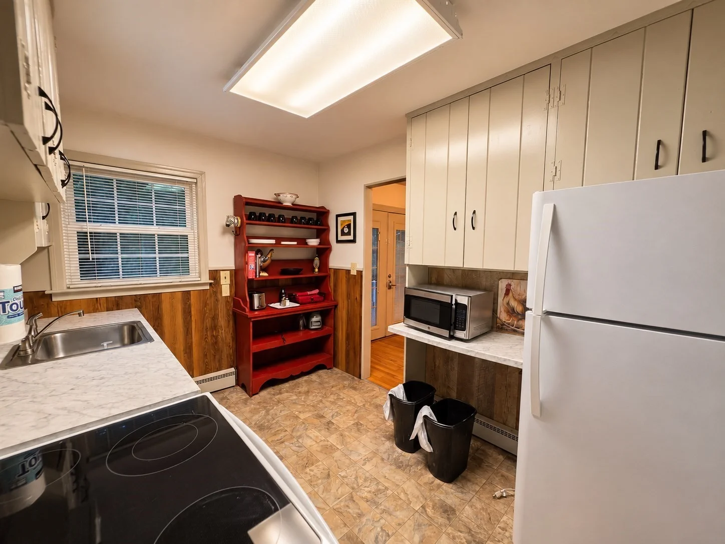 3 bed, 1 bath apartment for rent at 629 Granby Rd Unit 0, South Hadley — photo 3 of 31