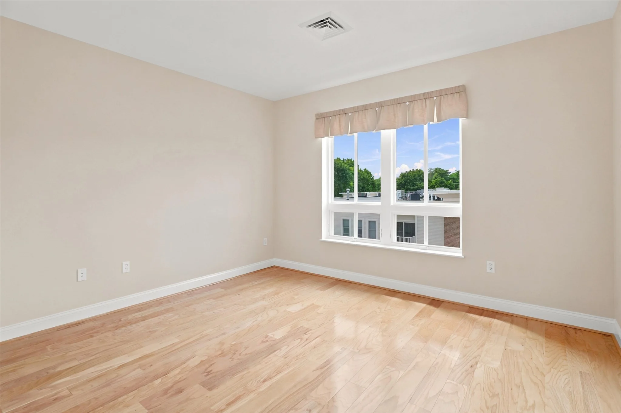 2 bed, 2 bath apartment for rent at 629 Hammon St Unit EPH15, Chestnut Hill — photo 19 of 28