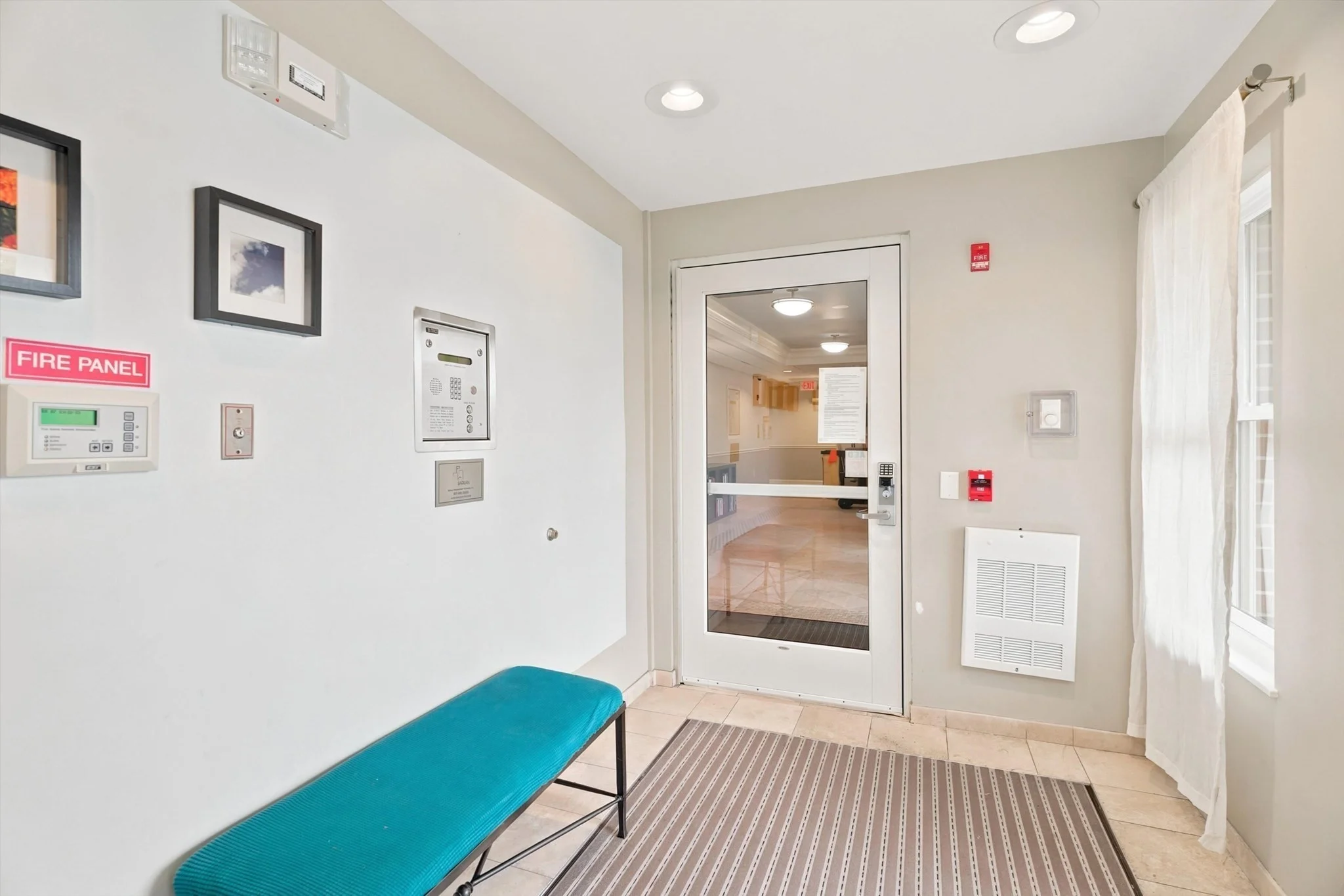 2 bed, 2 bath apartment for rent at 629 Hammon St Unit EPH15, Chestnut Hill — photo 6 of 28