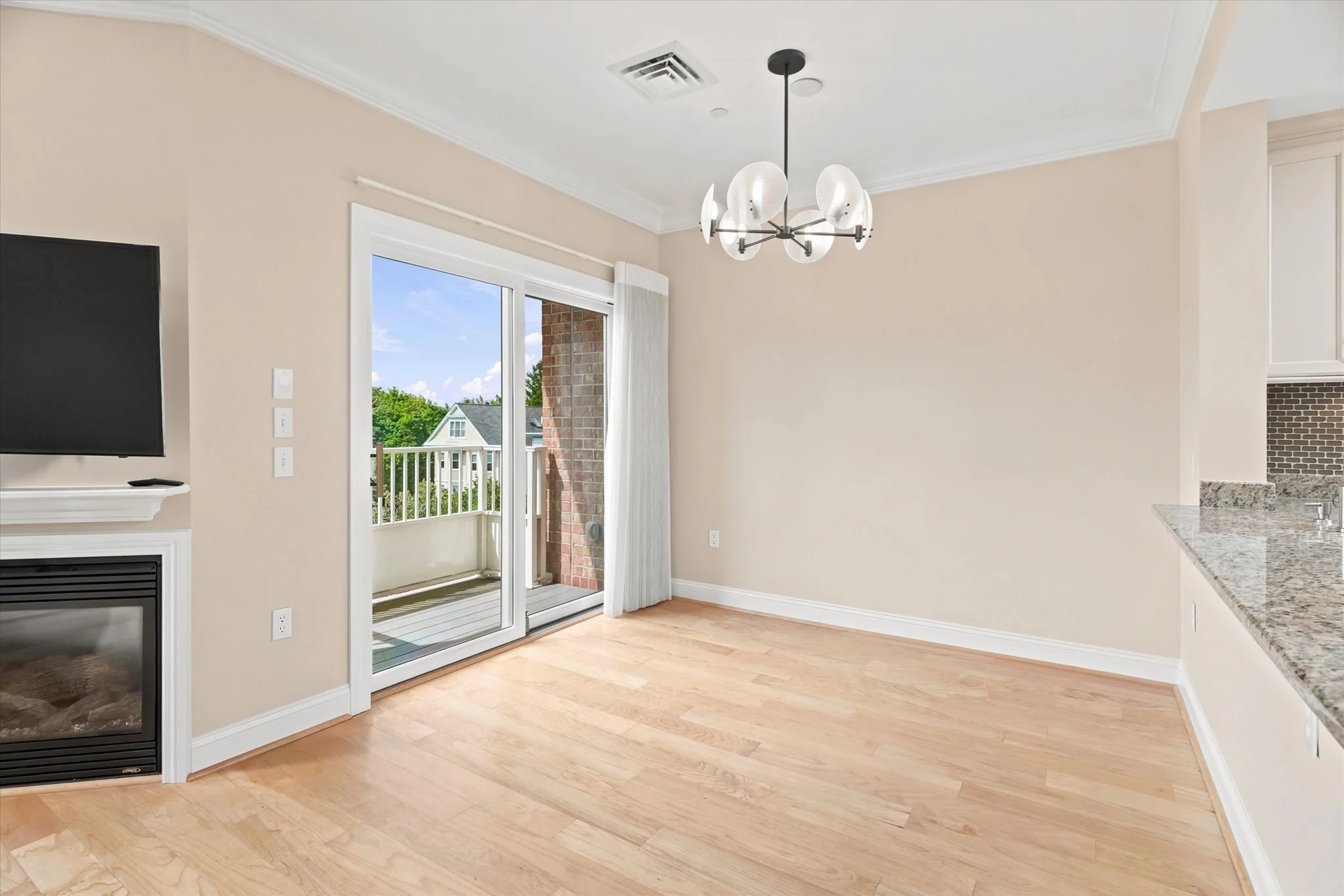 2 bed, 2 bath apartment for rent at 629 Hammon St Unit EPH15, Chestnut Hill — photo 15 of 28