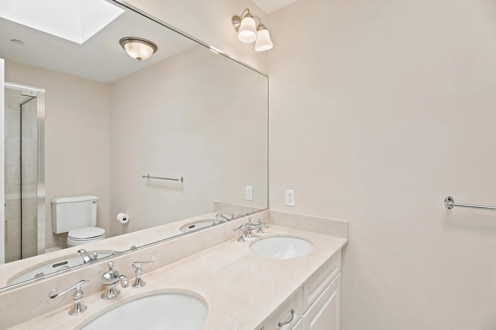2 bed, 2 bath apartment for rent at 629 Hammon St Unit EPH15, Chestnut Hill — photo 22 of 28