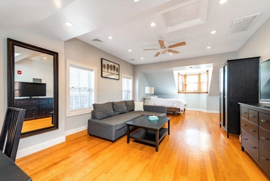 Studio bed, 1 bath apartment for rent at 629 Tremont Unit 6, Boston