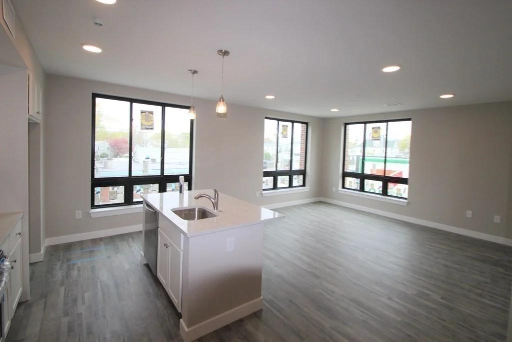2 bed, 2 bath apartment for rent at 629 Washington St Unit 307, Whitman — photo 6 of 11