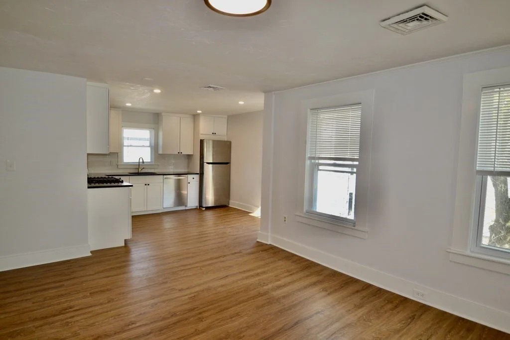 3 bed, 2 bath apartment for rent at 63-65 Cherry St Unit 2R, Ashland — photo 4 of 21