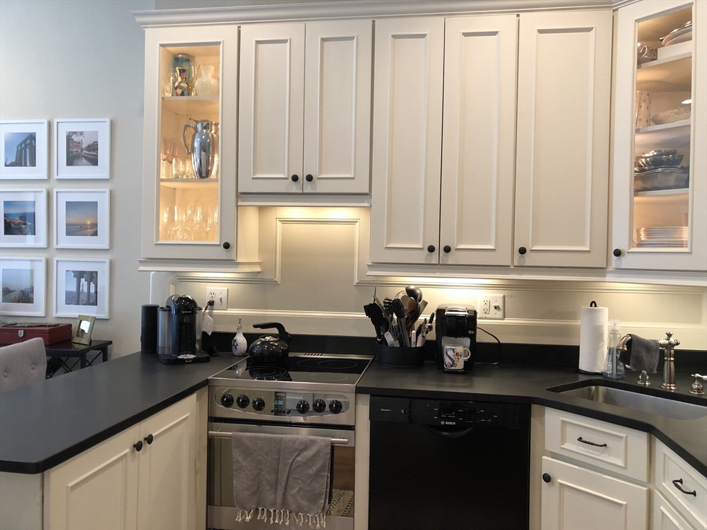 1 bed, 1 bath apartment for rent at 63 Appleton St Unit 2, South End — photo 7 of 11