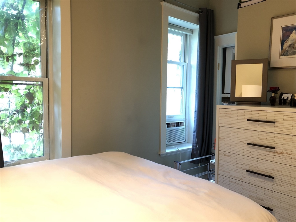 1 bed, 1 bath apartment for rent at 63 Appleton St Unit 2, South End — photo 9 of 11