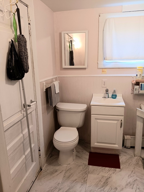 1 bed, 1 bath apartment for rent at 63 Arlington St Unit 1, Oak Square — photo 6 of 9