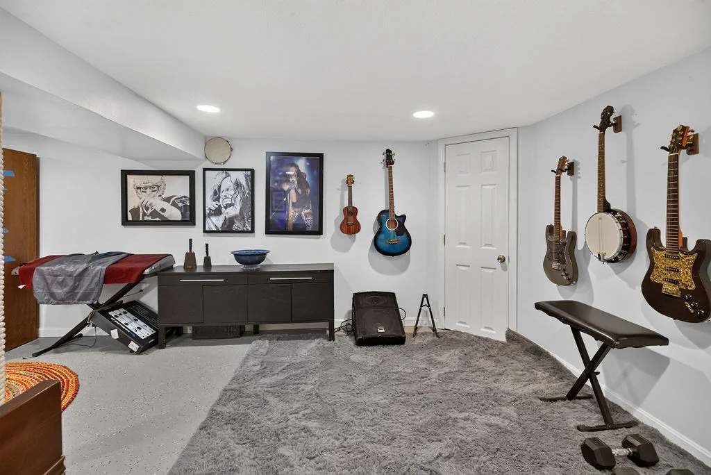 3 bed, 2 bath apartment for rent at 63 Asiaf Way, Manomet — photo 26 of 32