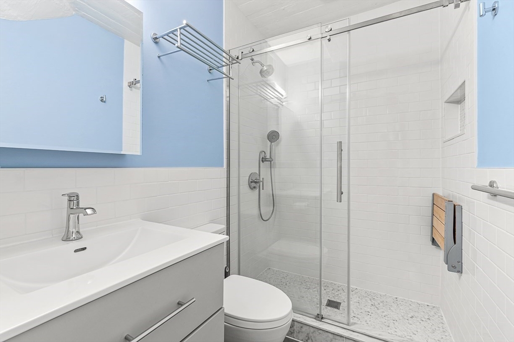 2 bed, 2 bath apartment for rent at 63 Atlantic Ave Unit 4A, Waterfront — photo 17 of 27
