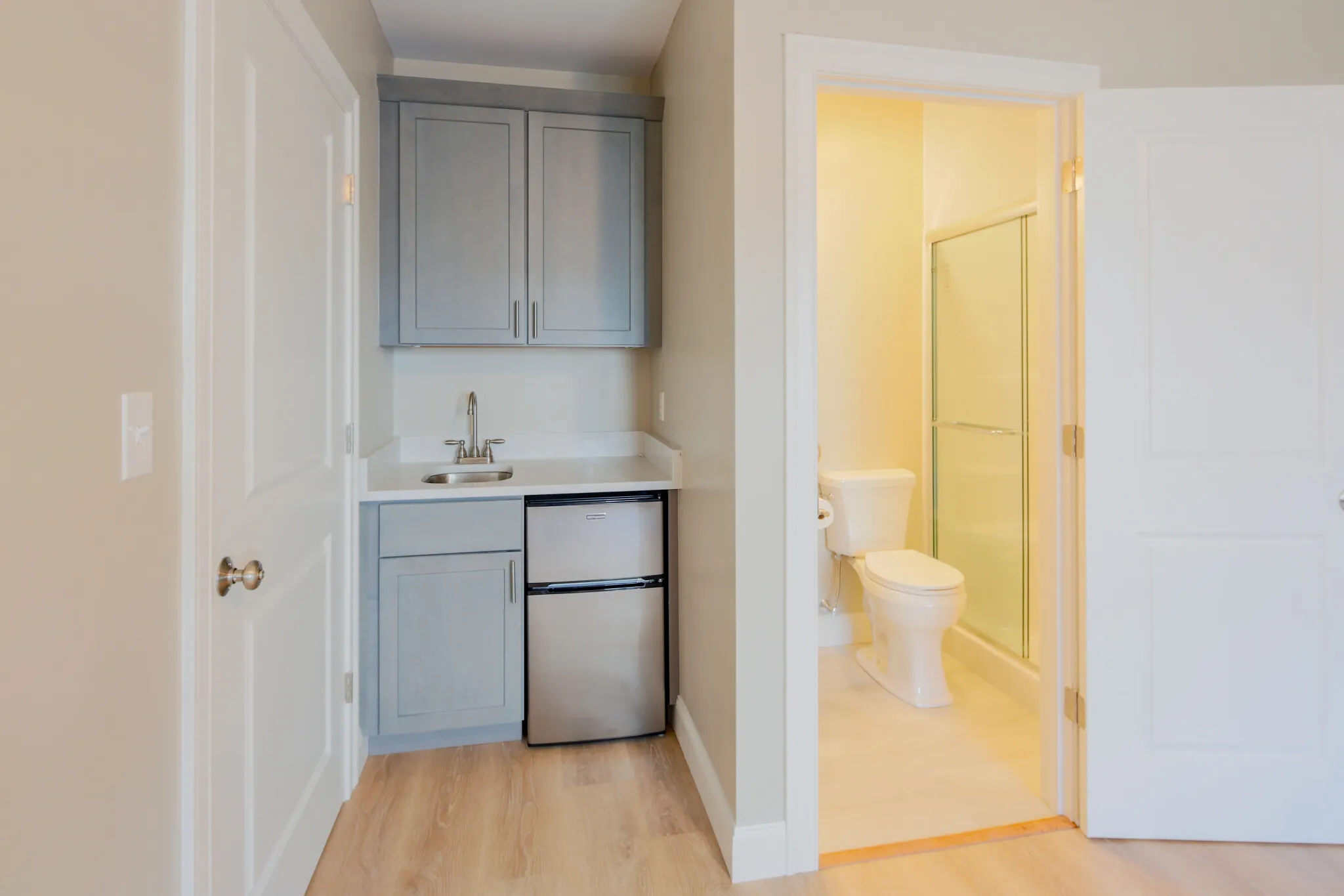 3 bed, 3.5 bath apartment for rent at 63 Bacon St Unit 2, Banks Square — photo 4 of 31