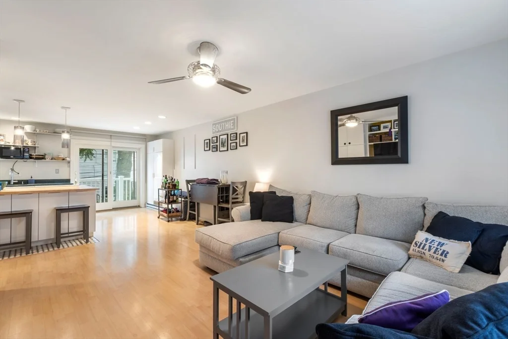 2 bed, 1 bath apartment for rent at 63 Bolton St Unit 63, South Boston — photo 1 of 29