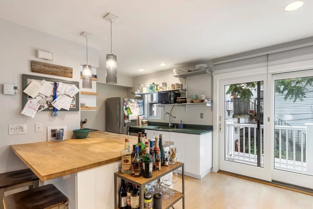 2 bed, 1 bath apartment for rent at 63 Bolton St Unit 63, South Boston — photo 10 of 29