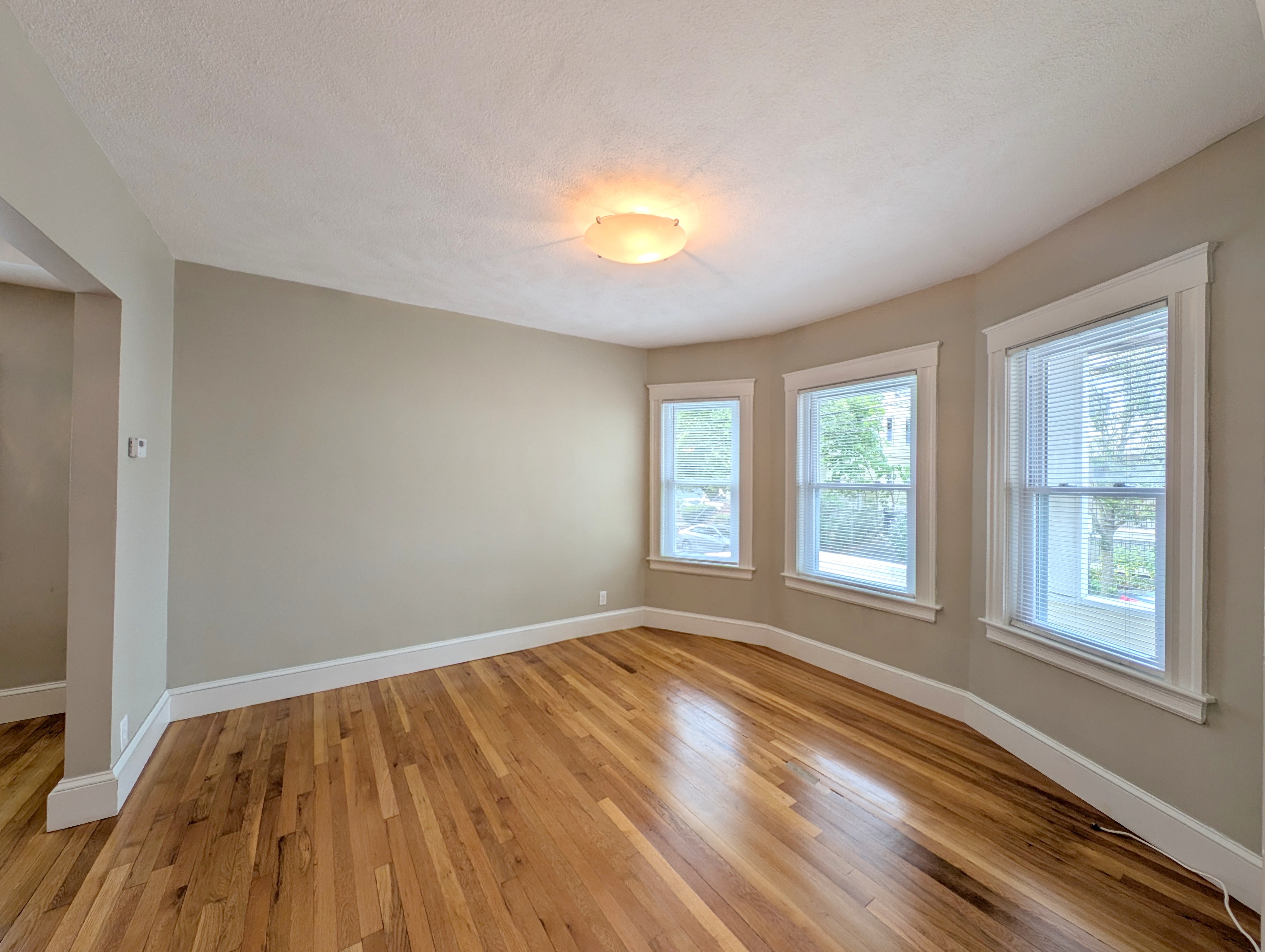 2.5 bed, 1 bath apartment for rent at 63 Boston Ave Unit 63, Powder House Square — photo 3 of 23