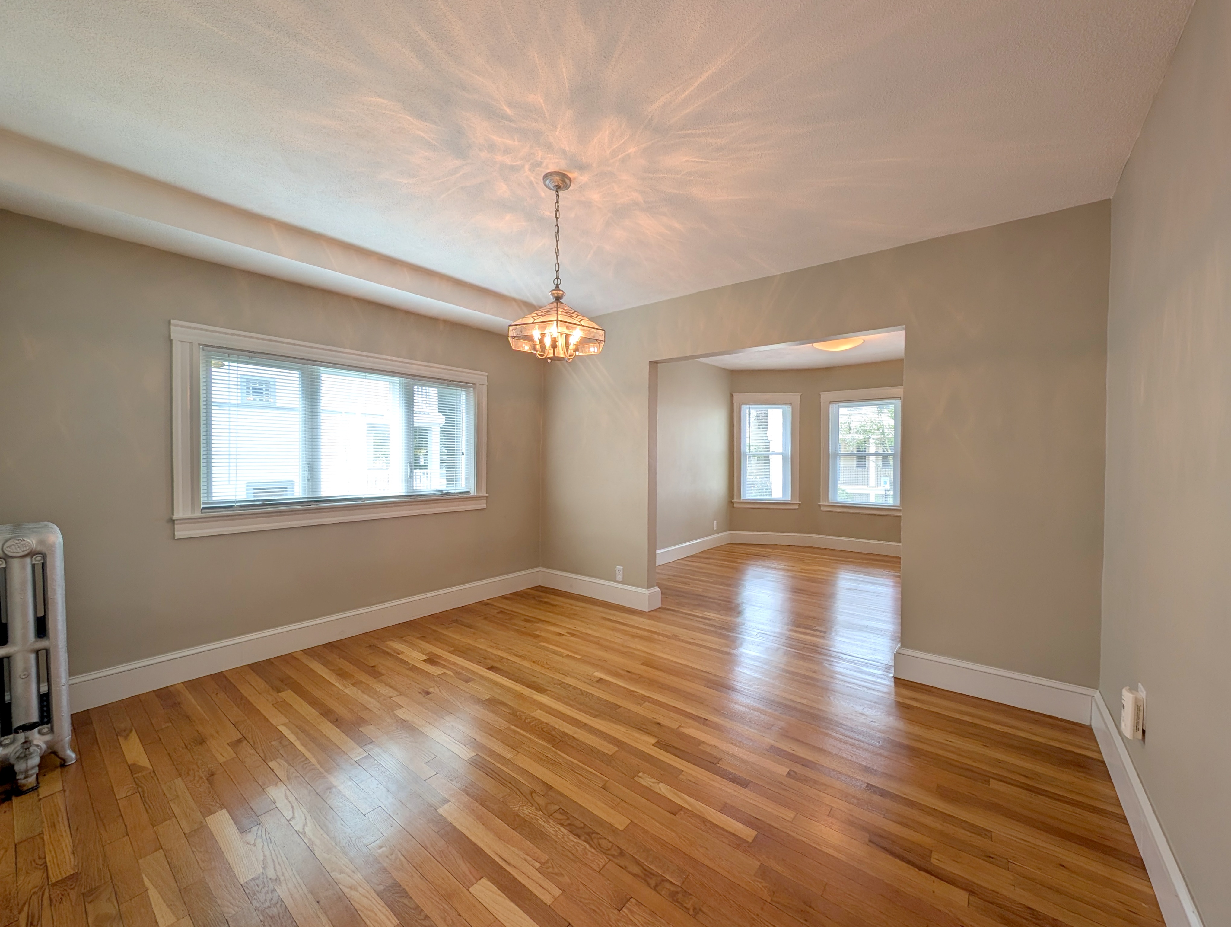 2.5 bed, 1 bath apartment for rent at 63 Boston Ave Unit 63, Powder House Square — photo 5 of 23